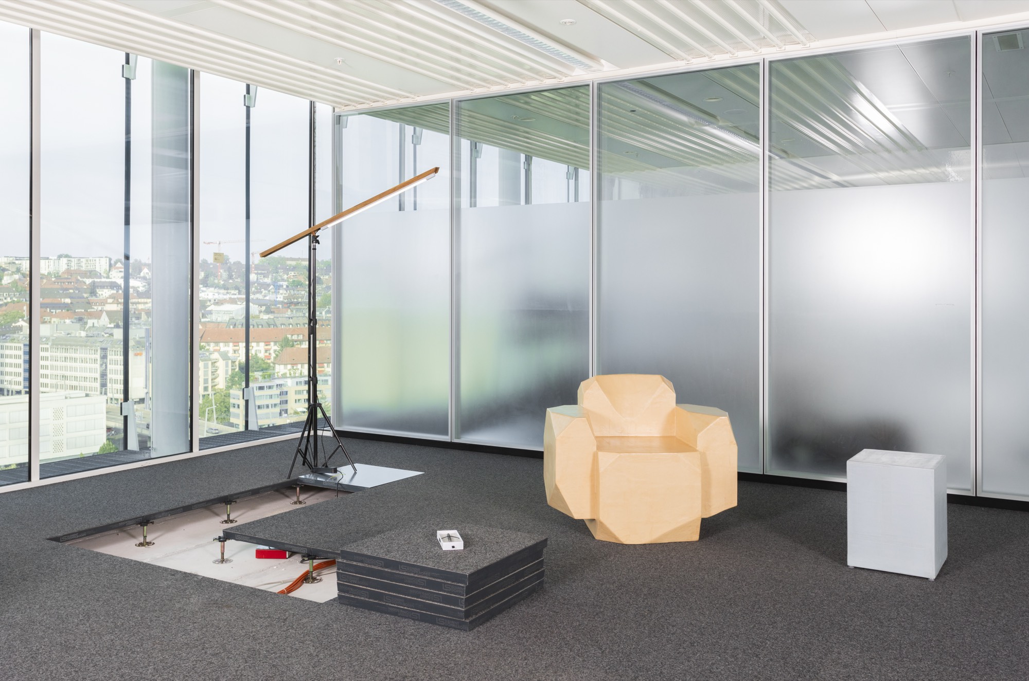 Robert A. Wettstein, Paperdiamond Pippa, Easy Chair